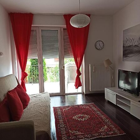 Cool & Pool Apartman Balatonfured Exterior photo