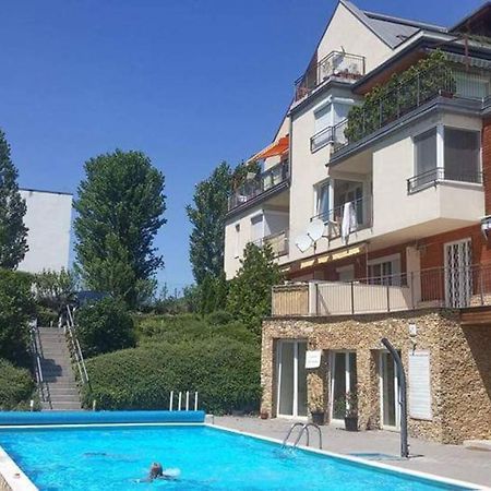 Cool & Pool Apartman Balatonfured Exterior photo