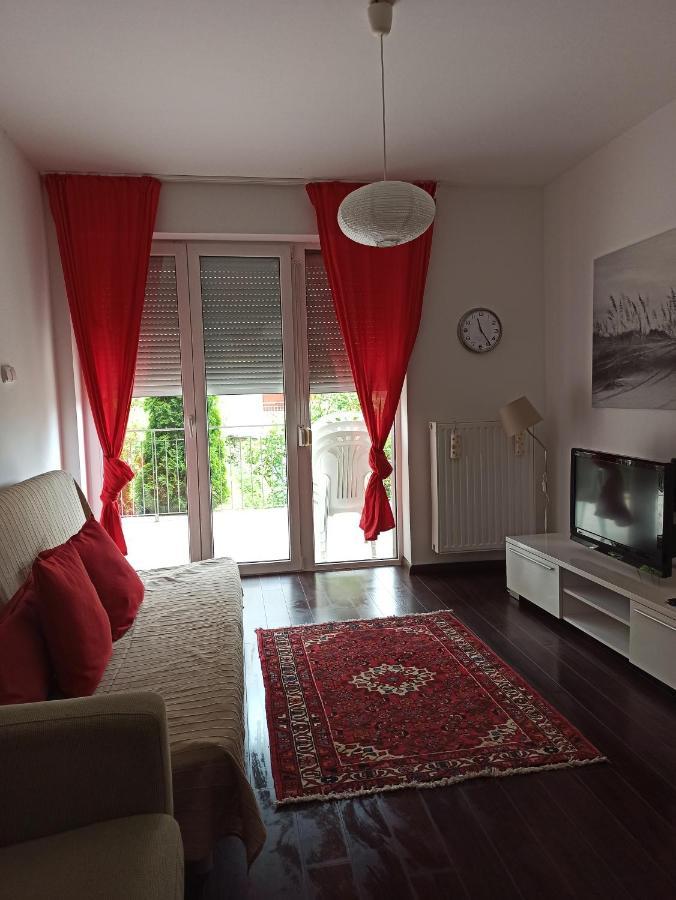Cool & Pool Apartman Balatonfured Exterior photo