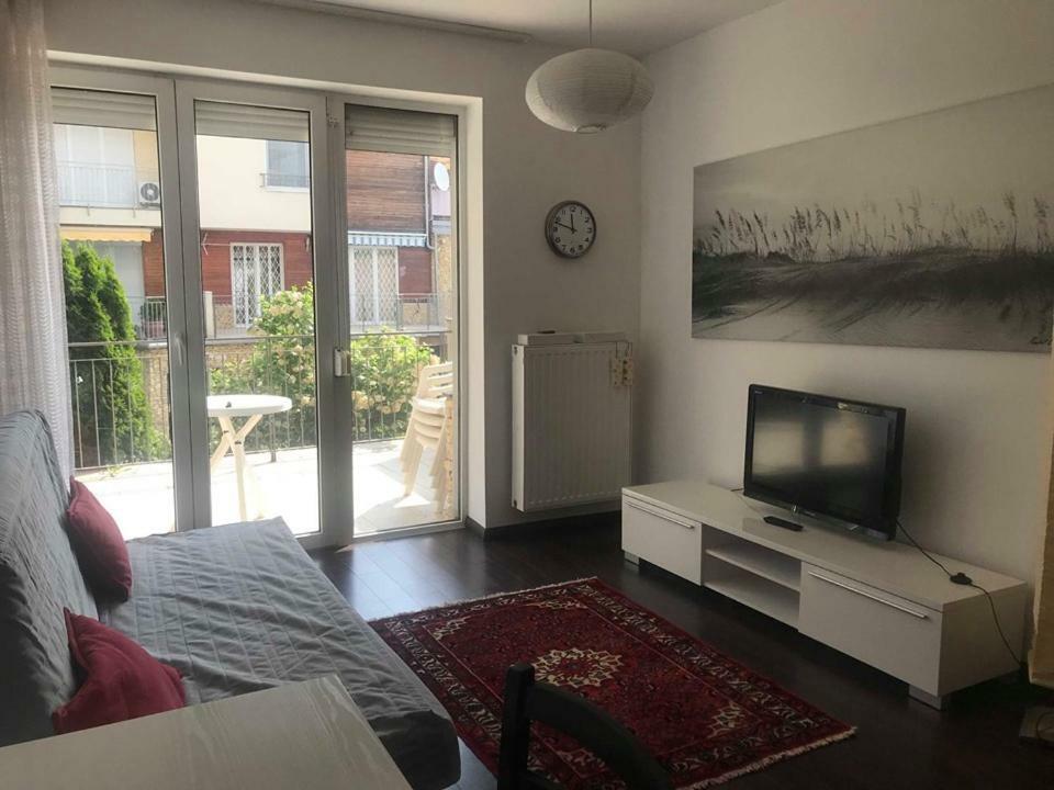 Cool & Pool Apartman Balatonfured Exterior photo
